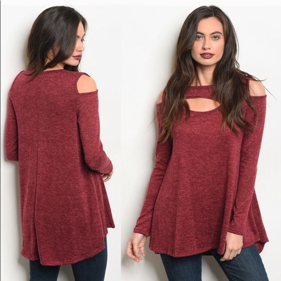 Tops - 1 LEFT!! BEAUTIFUL SWEATER